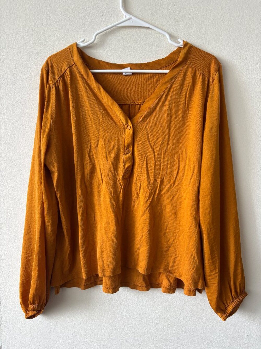 Old Navy Gold Long Sleeve Top - Size Large